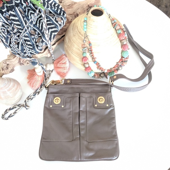 Marc By Marc Jacobs Handbags - Marc By Marc Jacobs Sia Totally Turnlock taupe